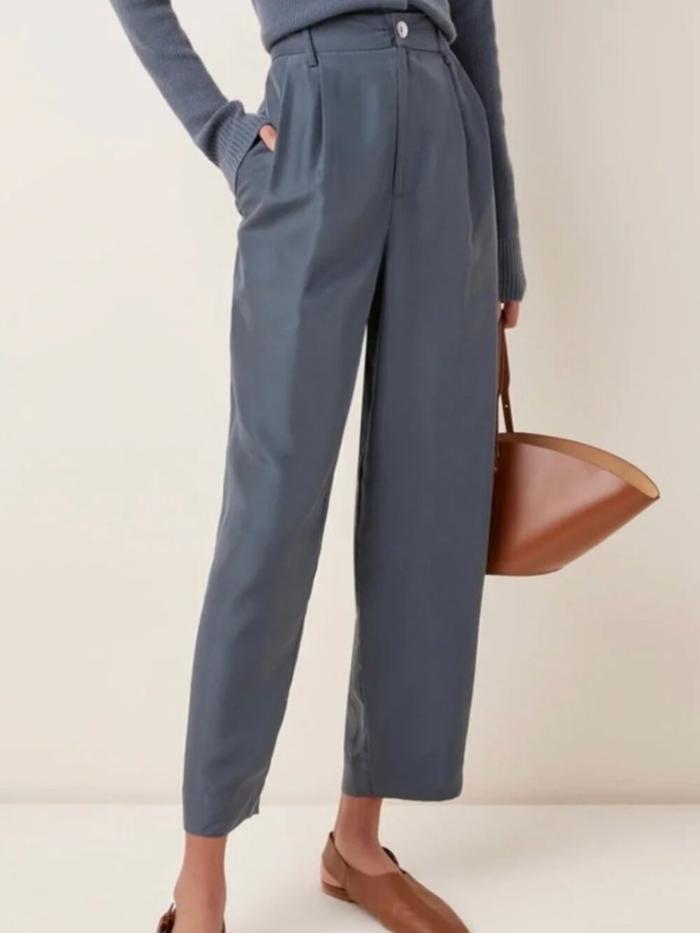 Vince 100% Silk Ankle Pants Size 2